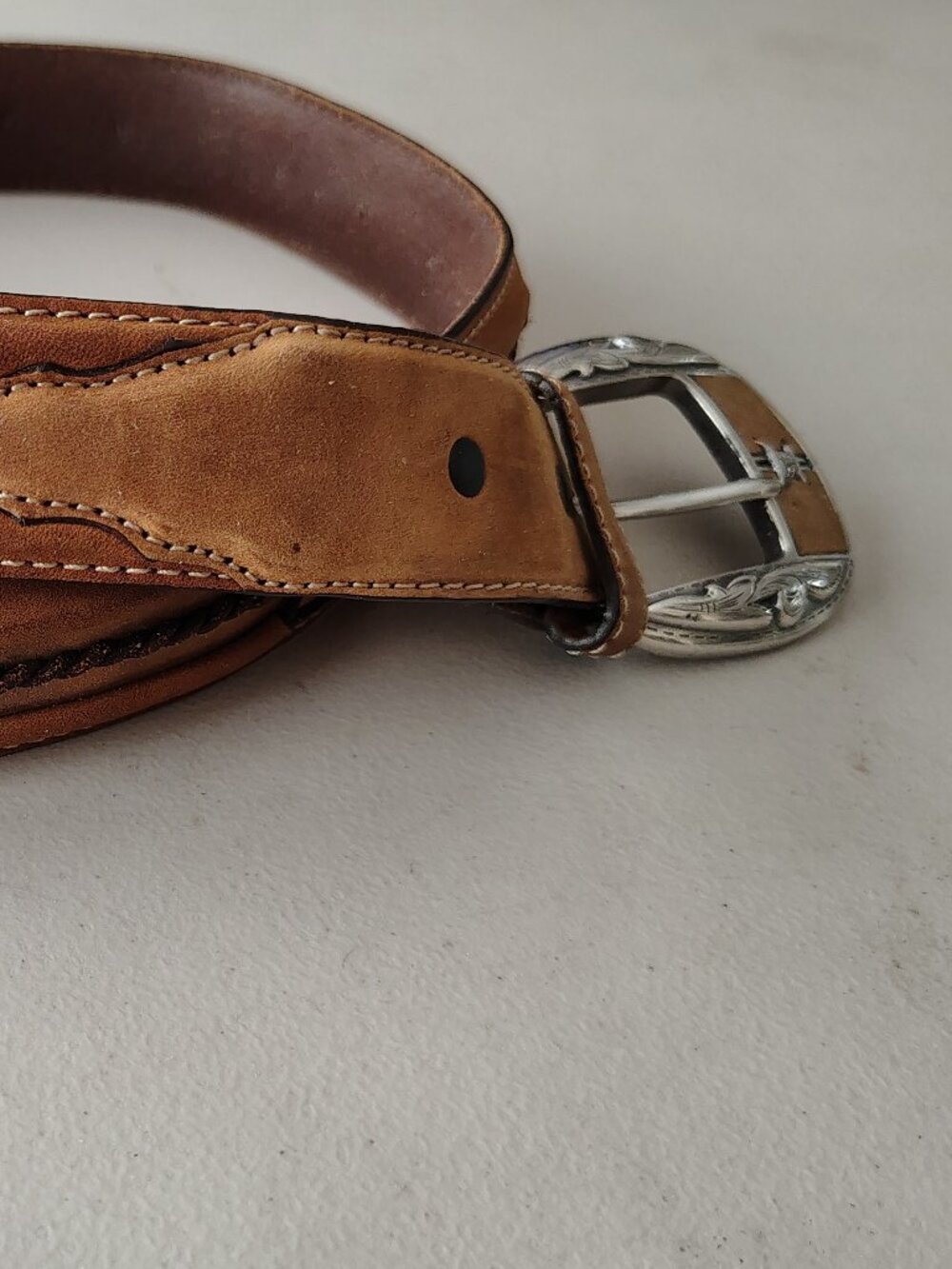 Mens Western Leather Belt. Brown size 38